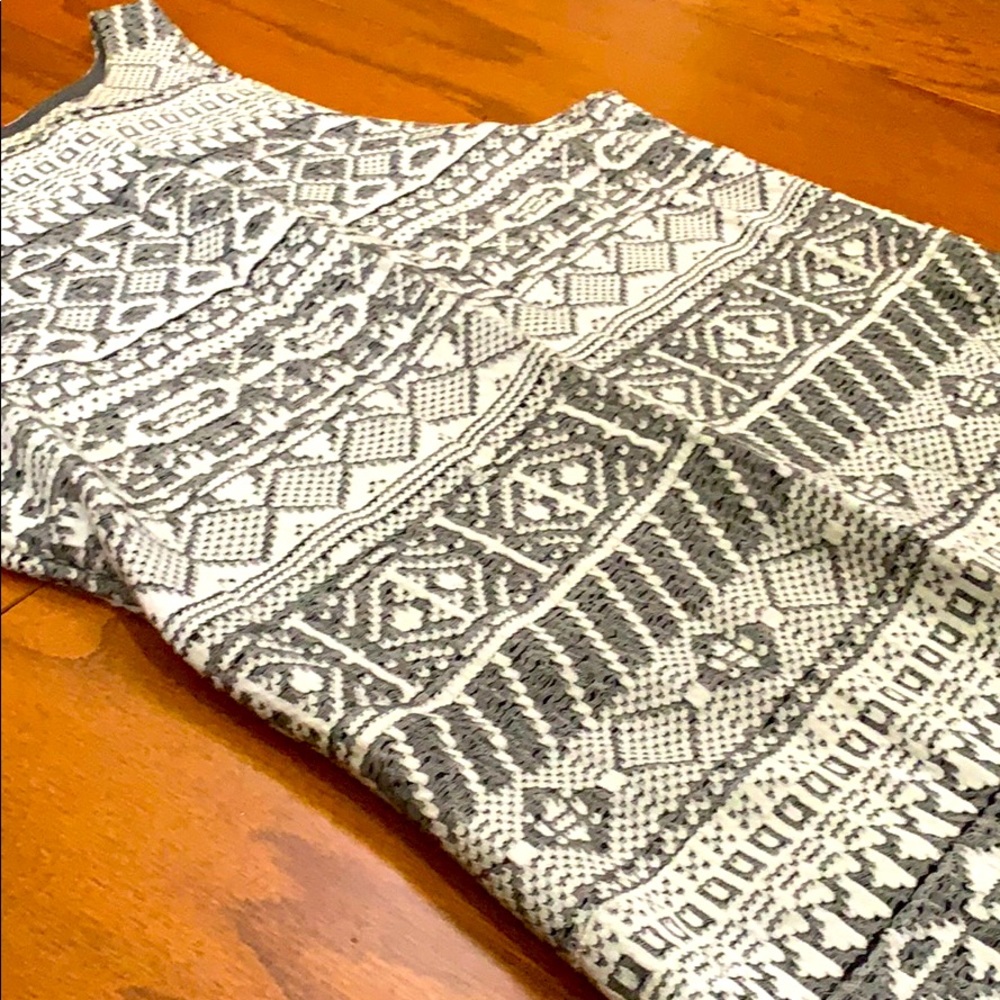 HOLLISTER White and Gray sweater dress